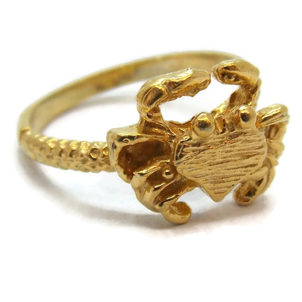 Cancer Zodiac Ladies Ring 14k Yellow Gold